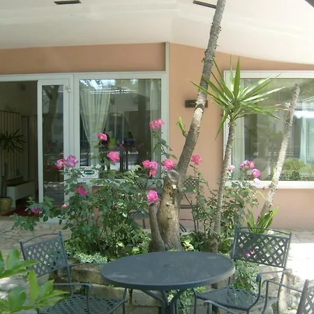 Bel Air 3* Rivazzurra Di Rimini